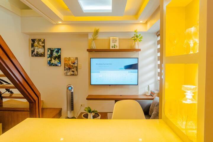 Yong'S Place At Isabelle De Valenzuela Manila Exteriör bild