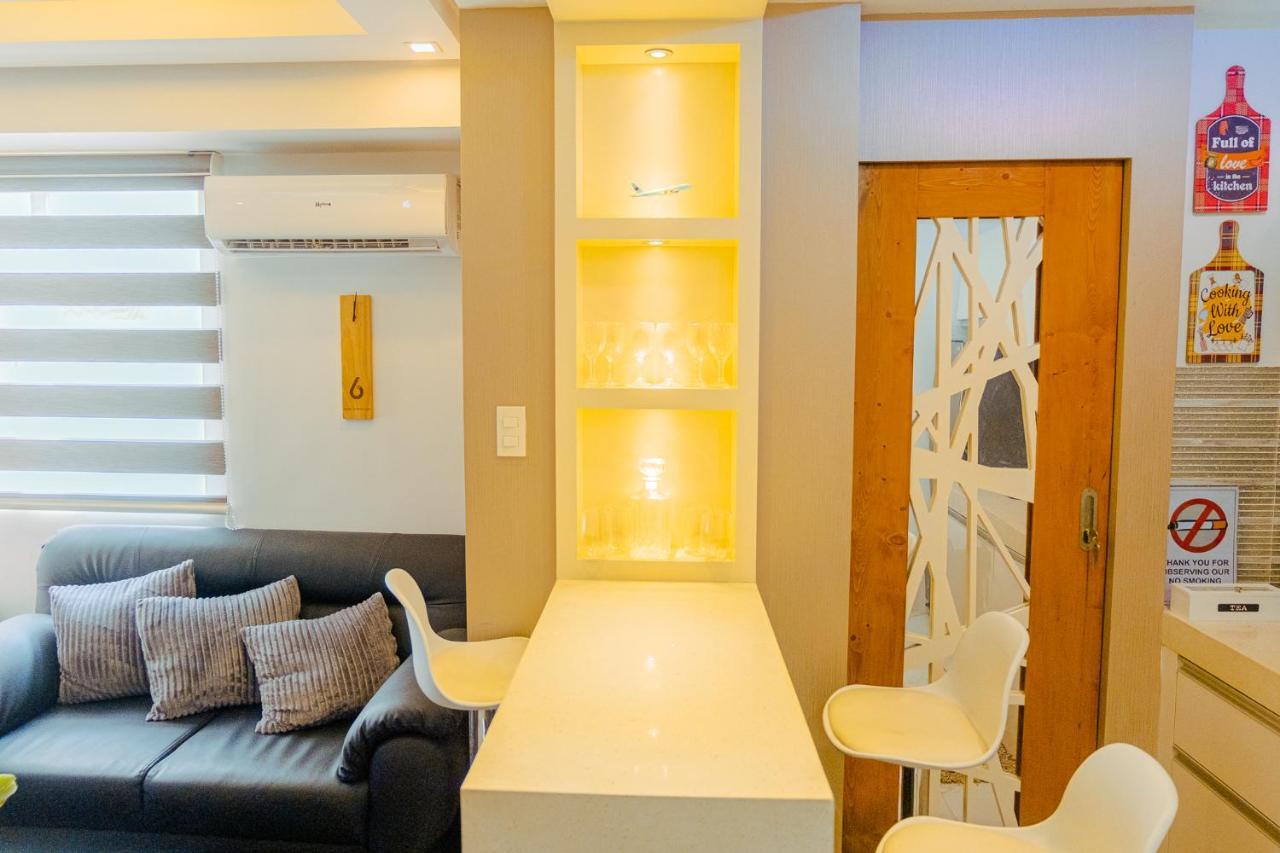 Yong'S Place At Isabelle De Valenzuela Manila Exteriör bild