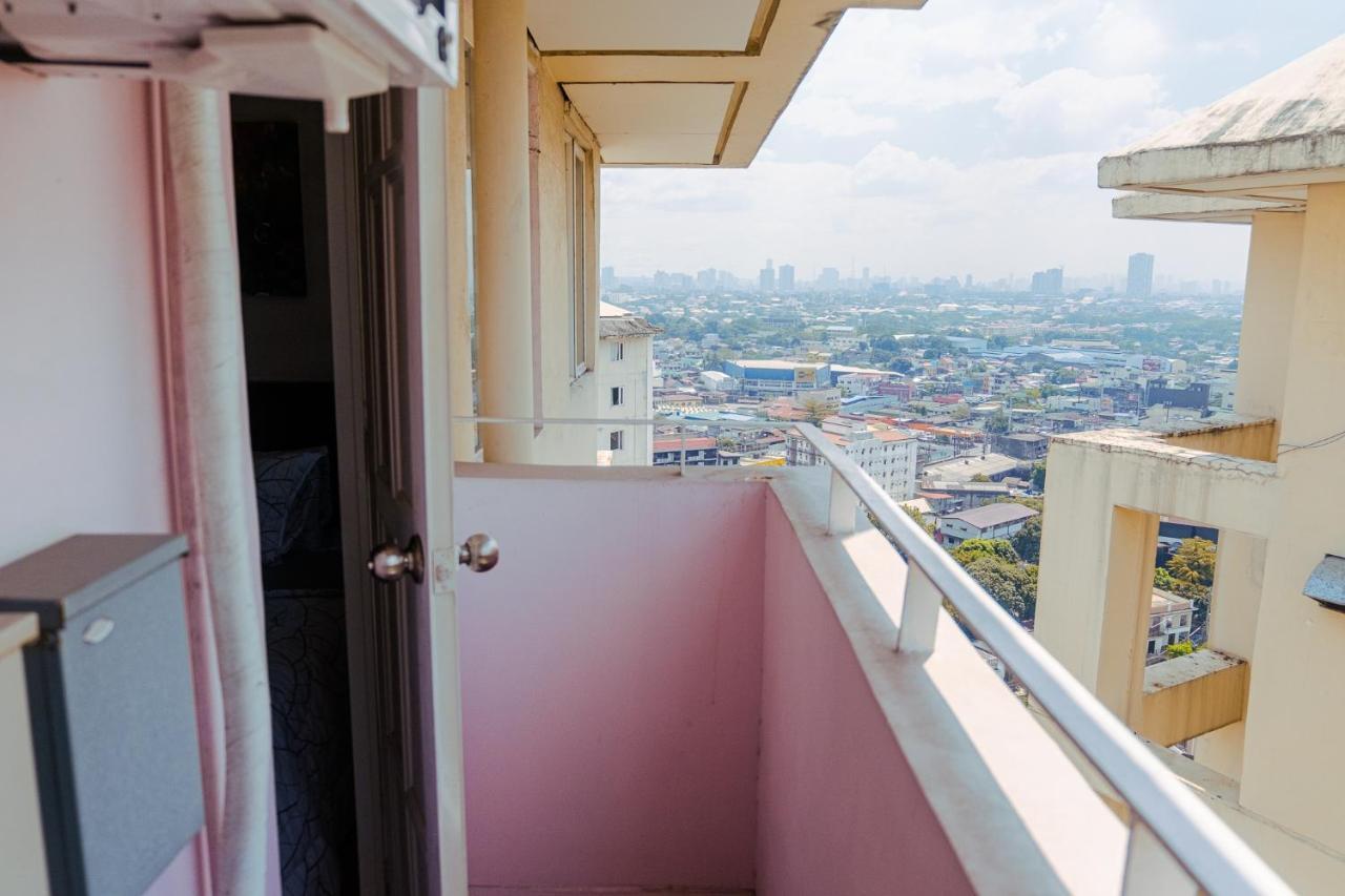 Yong'S Place At Isabelle De Valenzuela Manila Exteriör bild